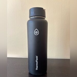 Thermoflask large black stainless steel insulated Kleen Kanteen handle lid